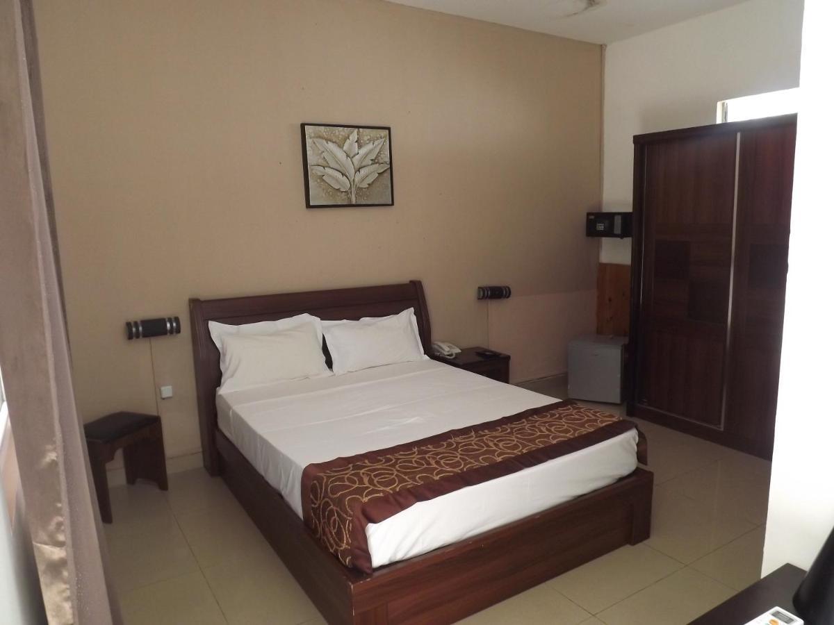 Hotel La Grillade موروني المظهر الخارجي الصورة