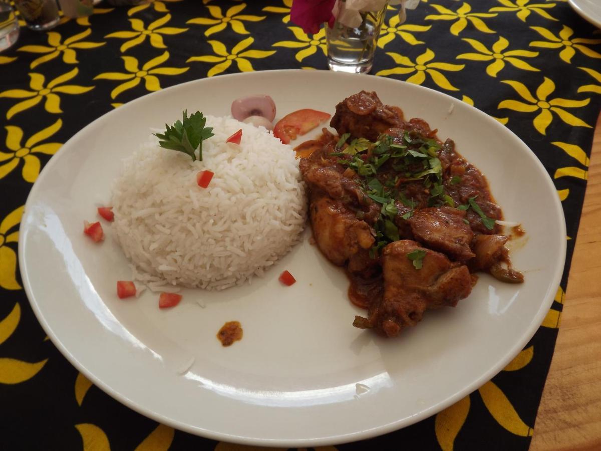 Hotel La Grillade موروني المظهر الخارجي الصورة